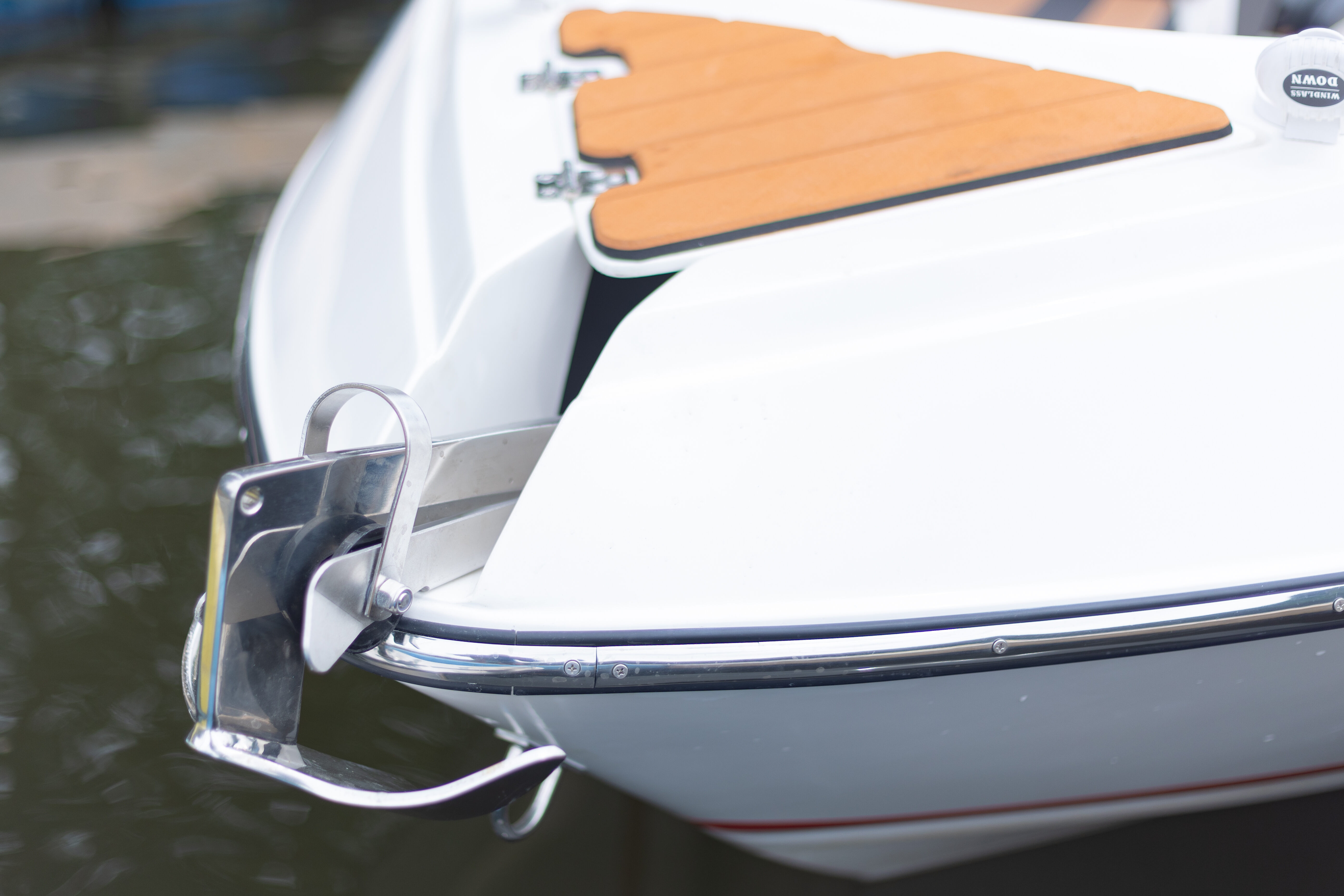 Conheça a compacta premium 190 Pro Series: lançamento da Ross Mariner